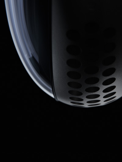 Vue éclatée de l’intérieur d’un Apple Vision Pro montrant le système thermique
