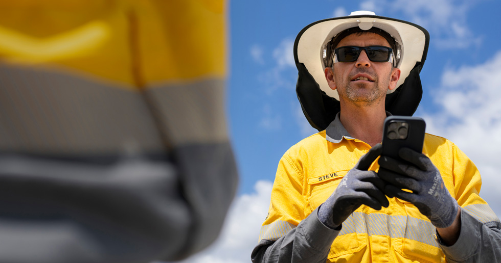 Field workers use iPhone and iPad to assess work sites, collaborate with crew members and check detailed information across many work site locations